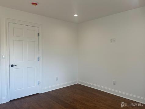 14 Moyse Place Edison NJ 08820