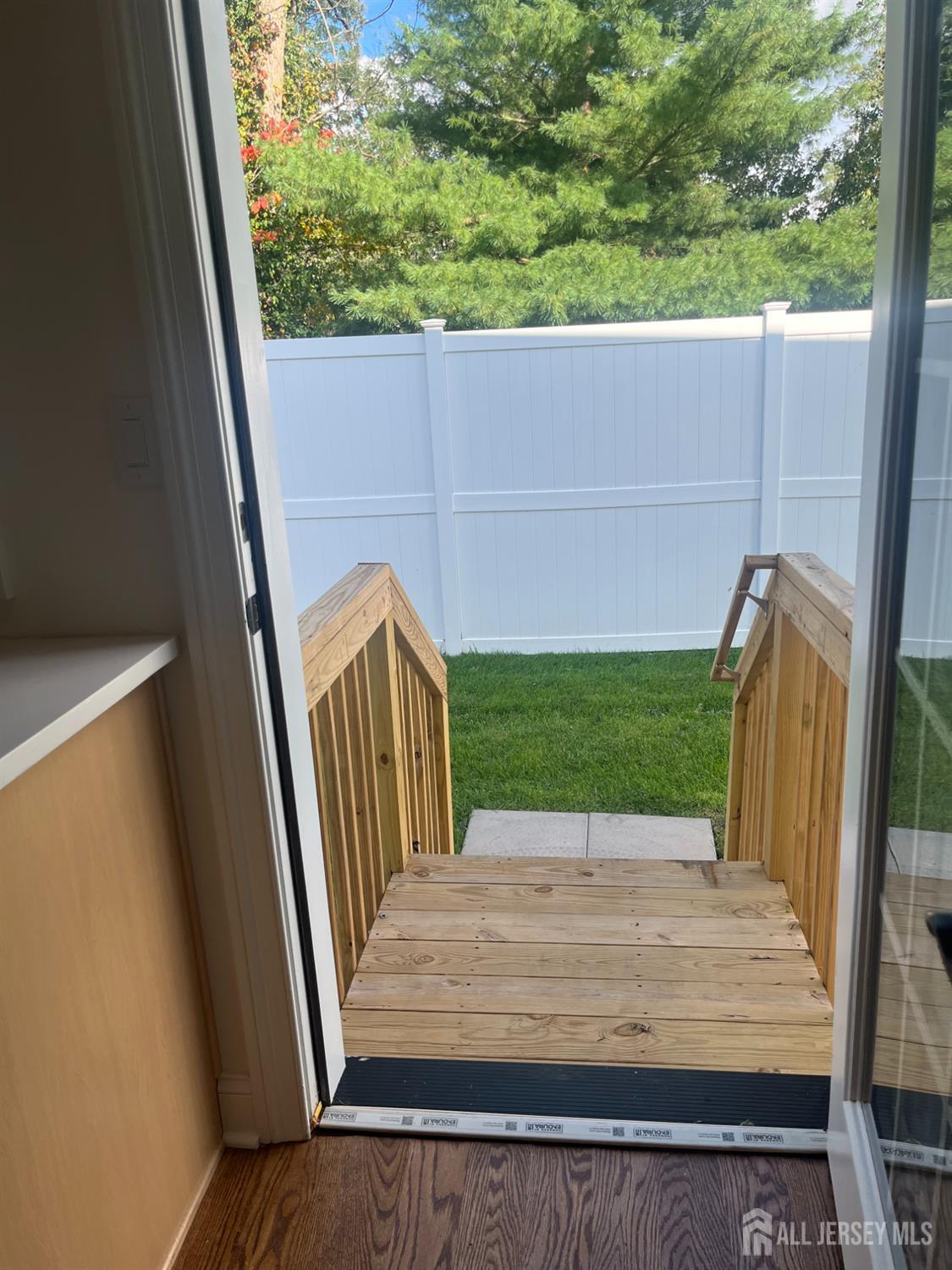 14 Moyse Place Edison NJ 08820