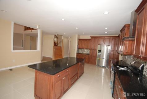 41 Fritz Drive Sayreville NJ 08872