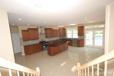 41 Fritz Drive Sayreville NJ 08872