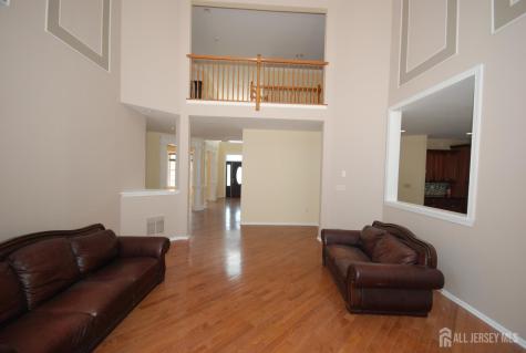 41 Fritz Drive Sayreville NJ 08872
