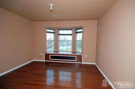 41 Fritz Drive Sayreville NJ 08872