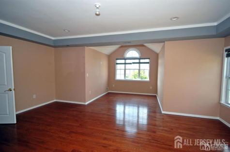 41 Fritz Drive Sayreville NJ 08872