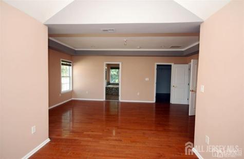 41 Fritz Drive Sayreville NJ 08872