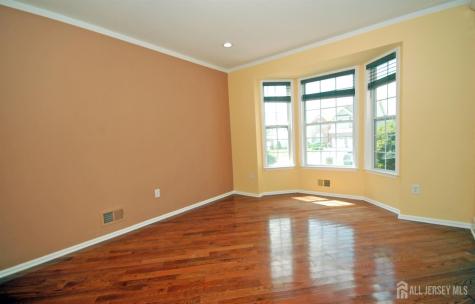 41 Fritz Drive Sayreville NJ 08872