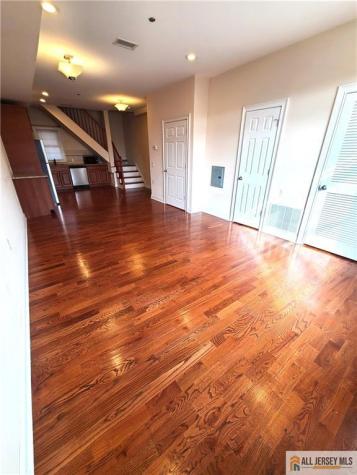 459 Main Street Metuchen NJ 08840