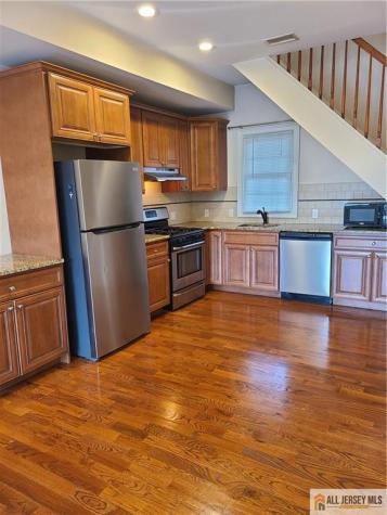 459 Main Street Metuchen NJ 08840