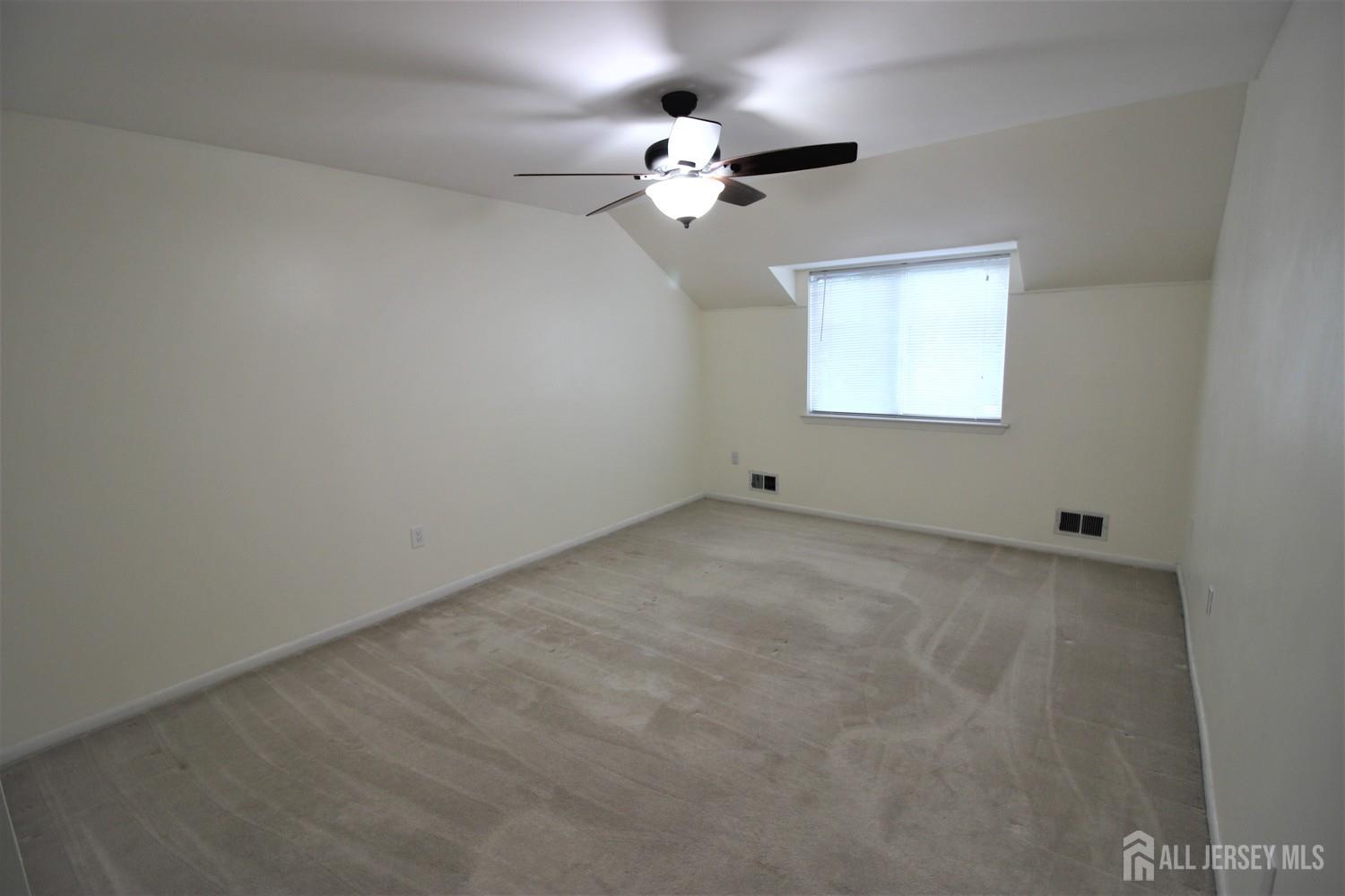1059 Schmidt Lane North Brunswick NJ 08902