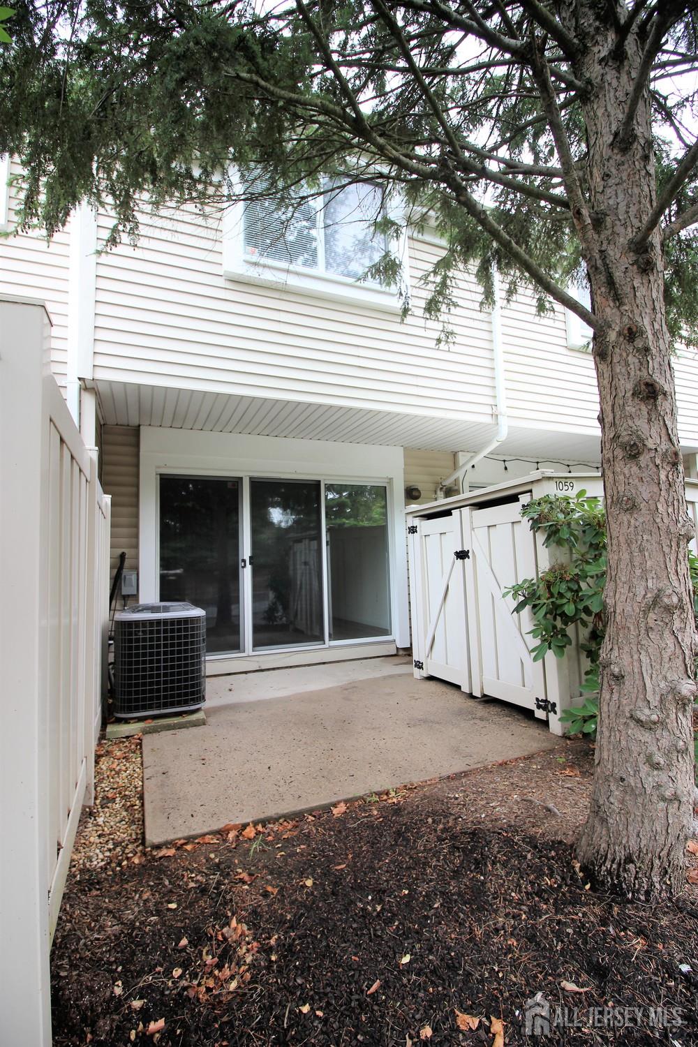 1059 Schmidt Lane North Brunswick NJ 08902