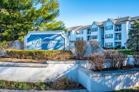 1223 Waterford Drive Edison NJ 08817