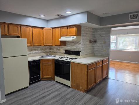 197 Evergreen Road Edison NJ 08837