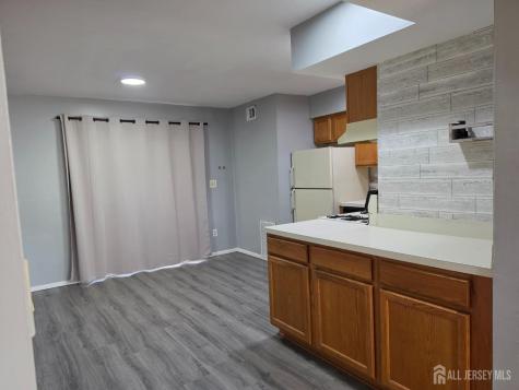197 Evergreen Road Edison NJ 08837