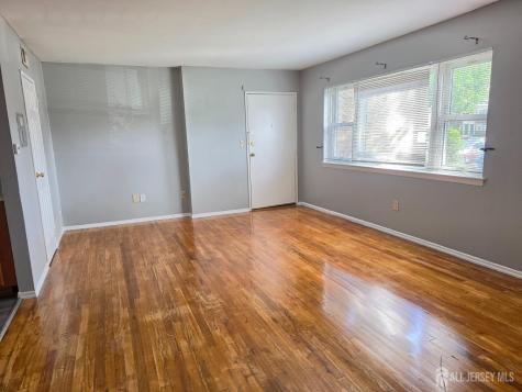 197 Evergreen Road Edison NJ 08837