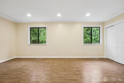 20 Palm Court Edison NJ 08820