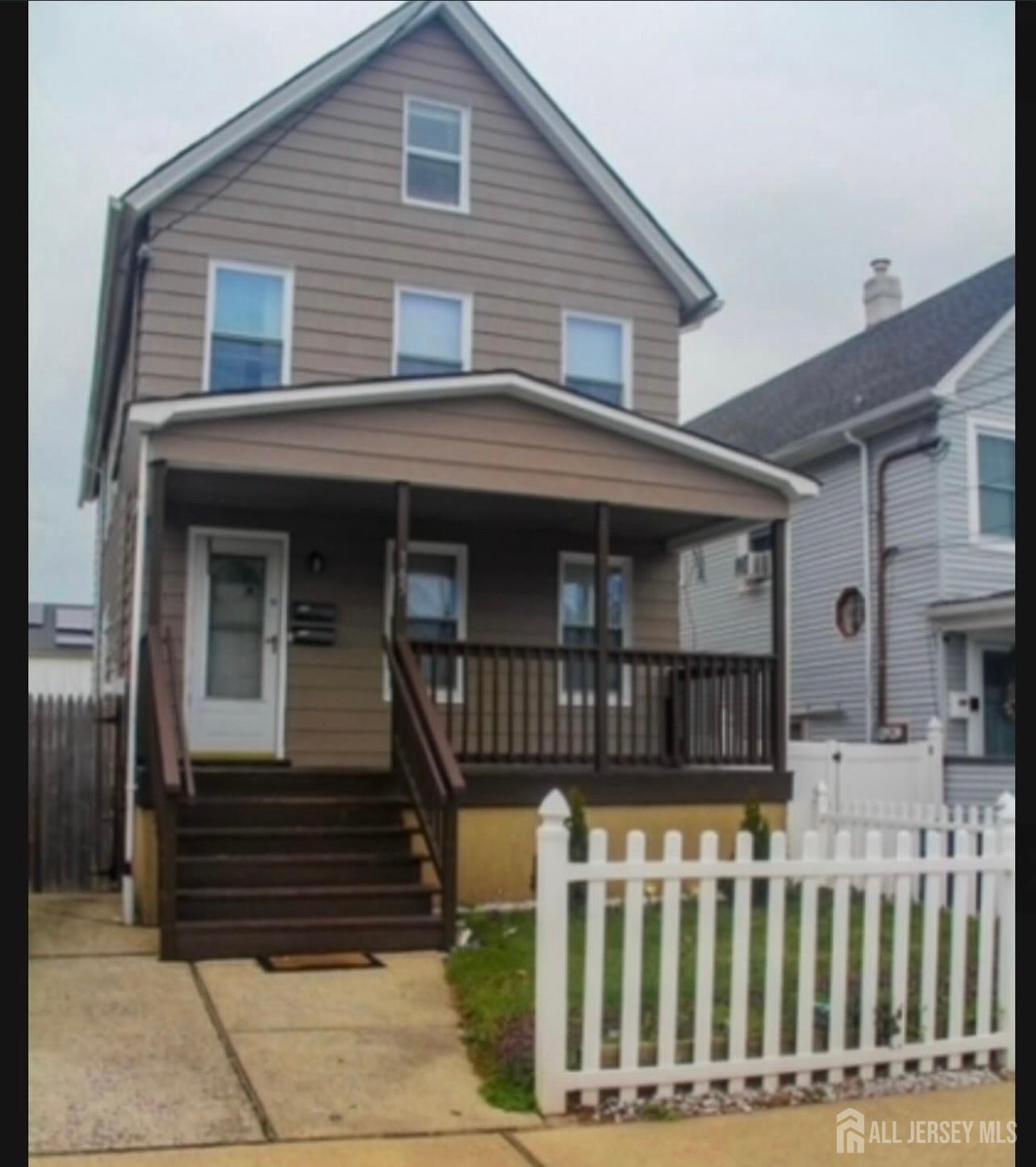 165 Emerson Street Carteret NJ 07008