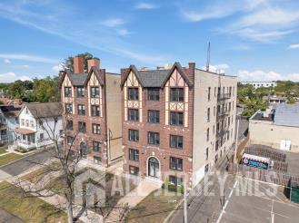 118 W 2 Street Roselle NJ 07203