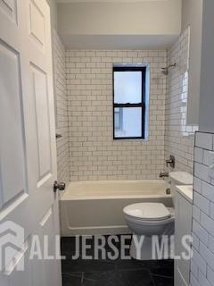 118 W 2 Street Roselle NJ 07203