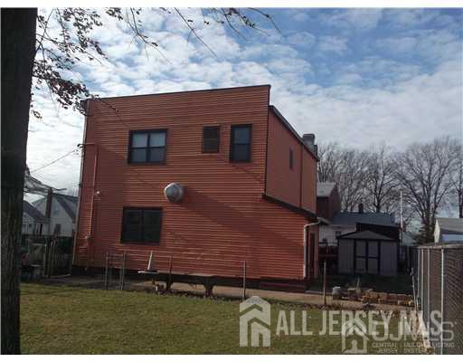 106 Pulaski Avenue Carteret NJ 07008