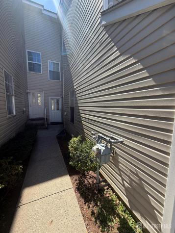 6 Boyard Court Franklin NJ 08873