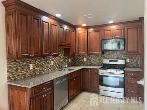 6 Boyard Court Franklin NJ 08873
