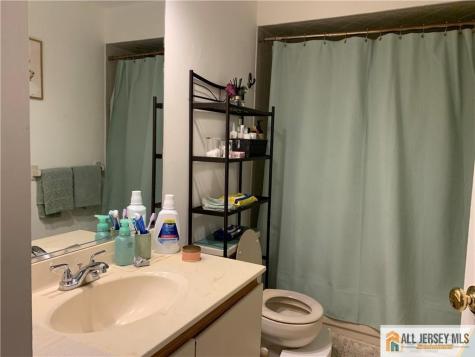 404 Carhart Court East Brunswick NJ 08816