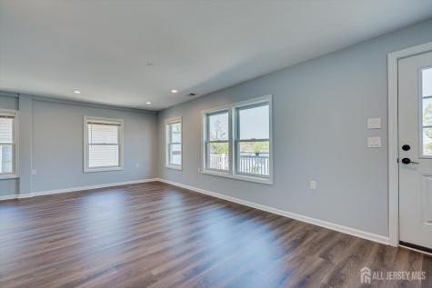 4 Wilcox Avenue South River NJ 08882