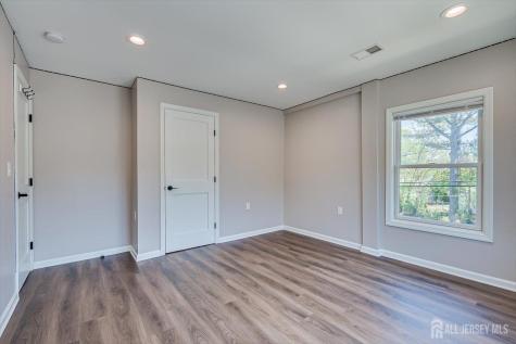 4 Wilcox Avenue South River NJ 08882