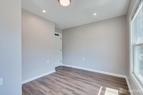 4 Wilcox Avenue South River NJ 08882