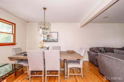 5 Timothy Court Edison NJ 08837