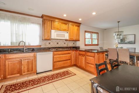 5 Timothy Court Edison NJ 08837