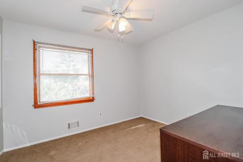 5 Timothy Court Edison NJ 08837