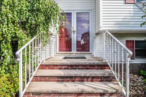 5 Timothy Court Edison NJ 08837