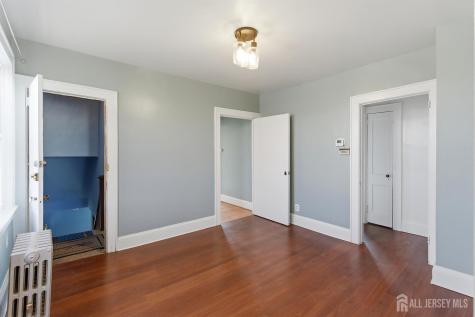 10 Garfield Street Linden NJ 07036