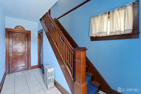 10 Garfield Street Linden NJ 07036