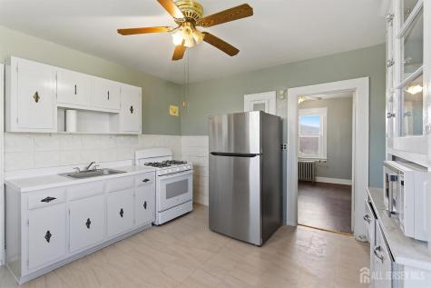 10 Garfield Street Linden NJ 07036