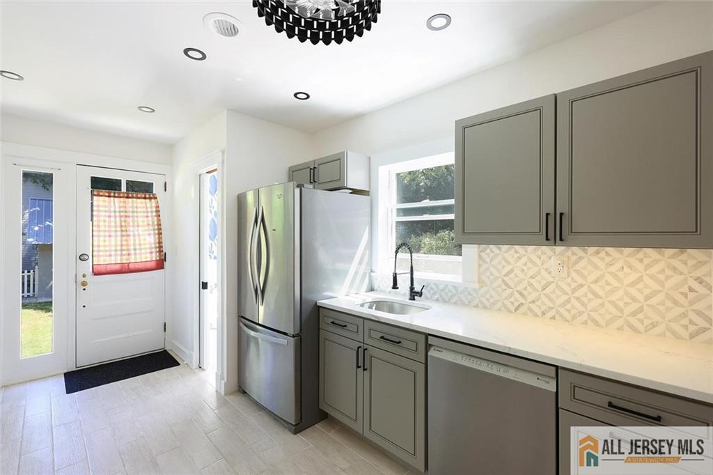 101 S 4th Avenue Highland Park NJ 08904