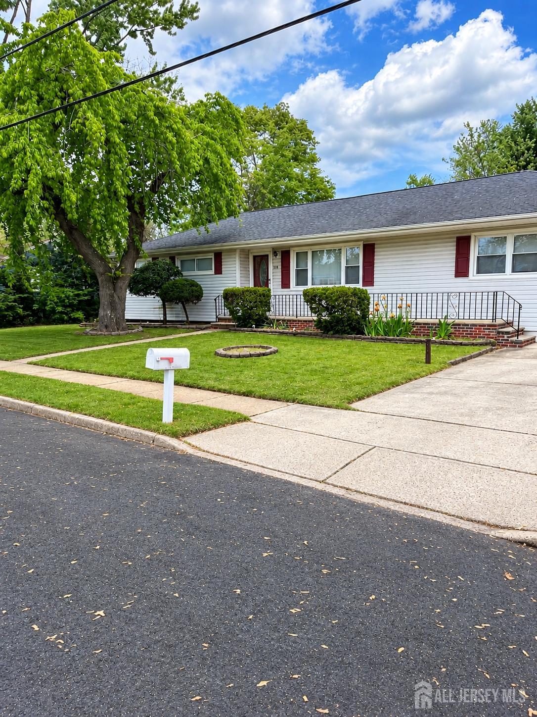 34 Steinhardt Avenue Old Bridge NJ 08857