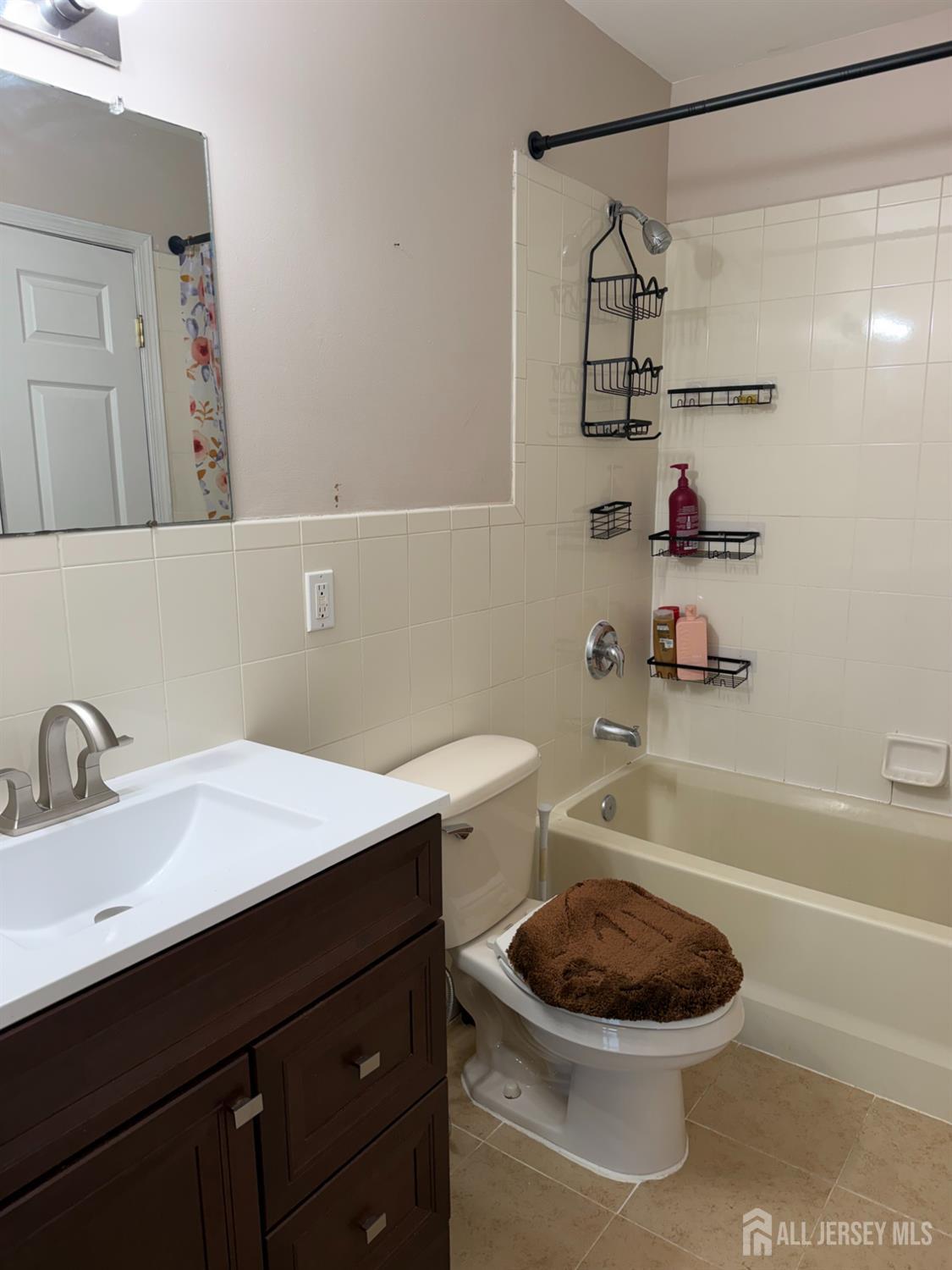 123 Chariot Court Piscataway NJ 08854