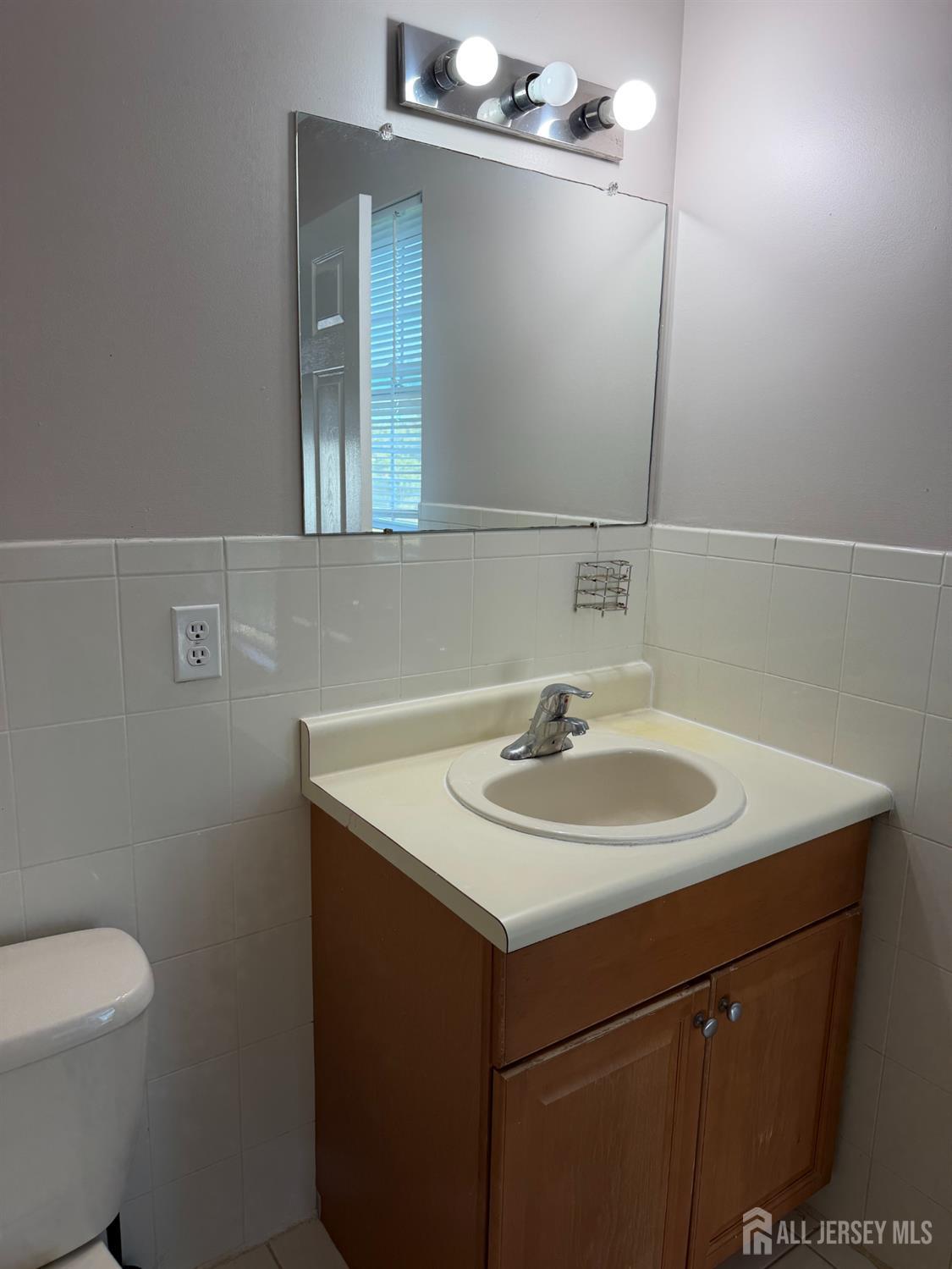 123 Chariot Court Piscataway NJ 08854