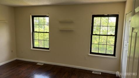 246 Hampshire Court Piscataway NJ 08854