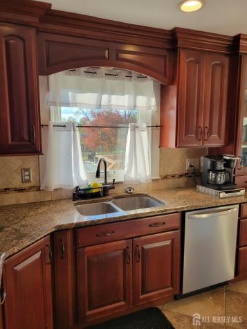 2 Groendyke Circle Millstone NJ 08535