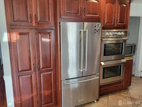 2 Groendyke Circle Millstone NJ 08535