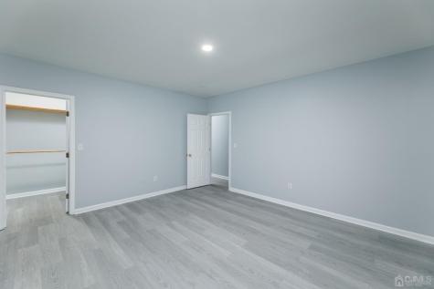 80 Heald Street Carteret NJ 07008
