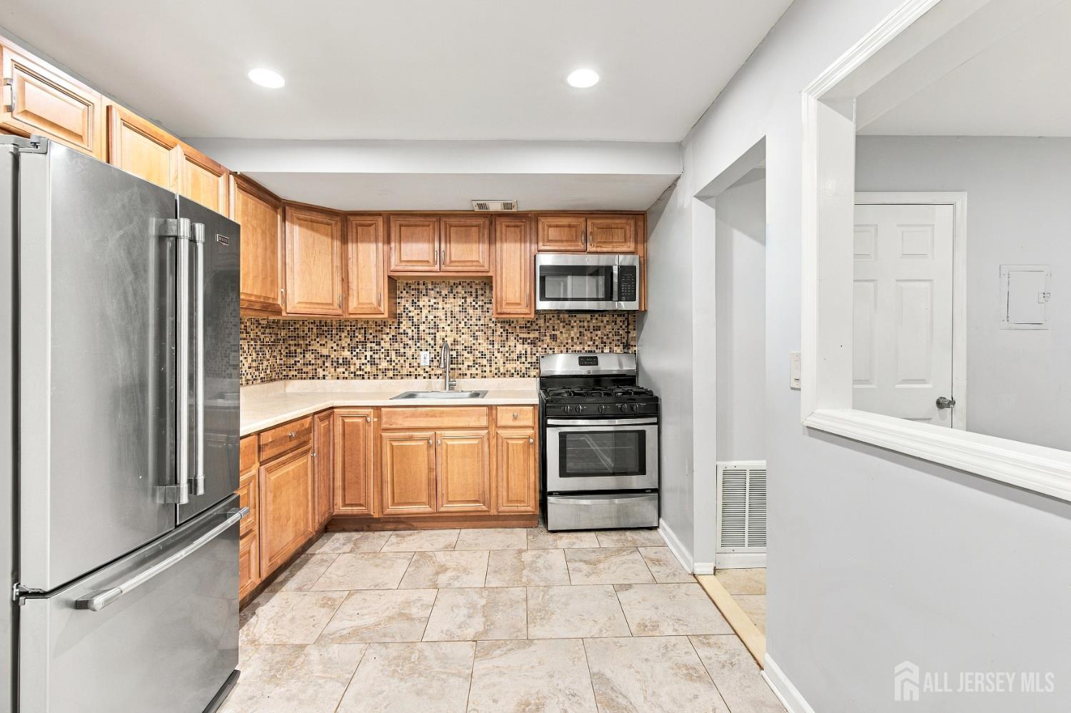 25 College Drive Edison NJ 08817