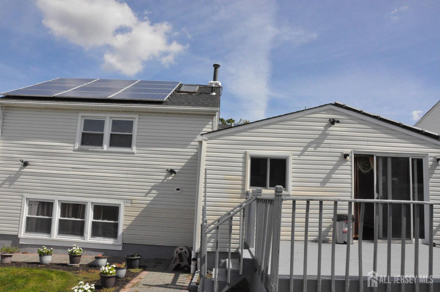 9 Florence Street Parlin NJ 08859