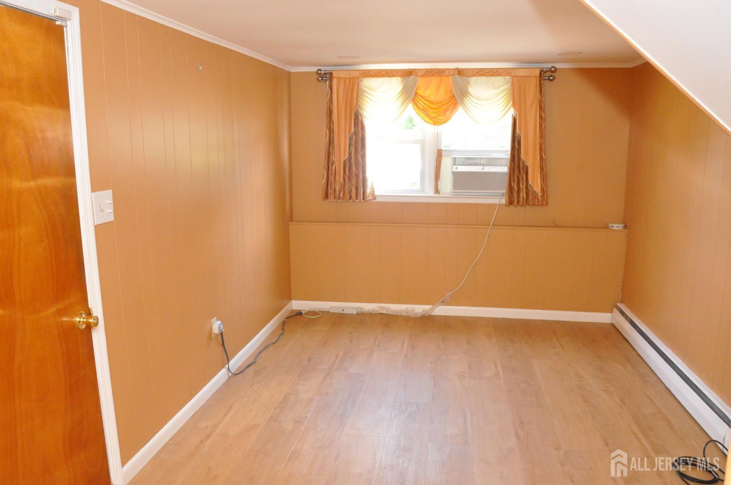 9 Florence Street Parlin NJ 08859