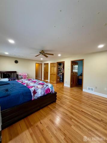214 Rivercrest Drive Piscataway NJ 08854