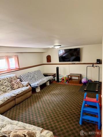 214 Rivercrest Drive Piscataway NJ 08854