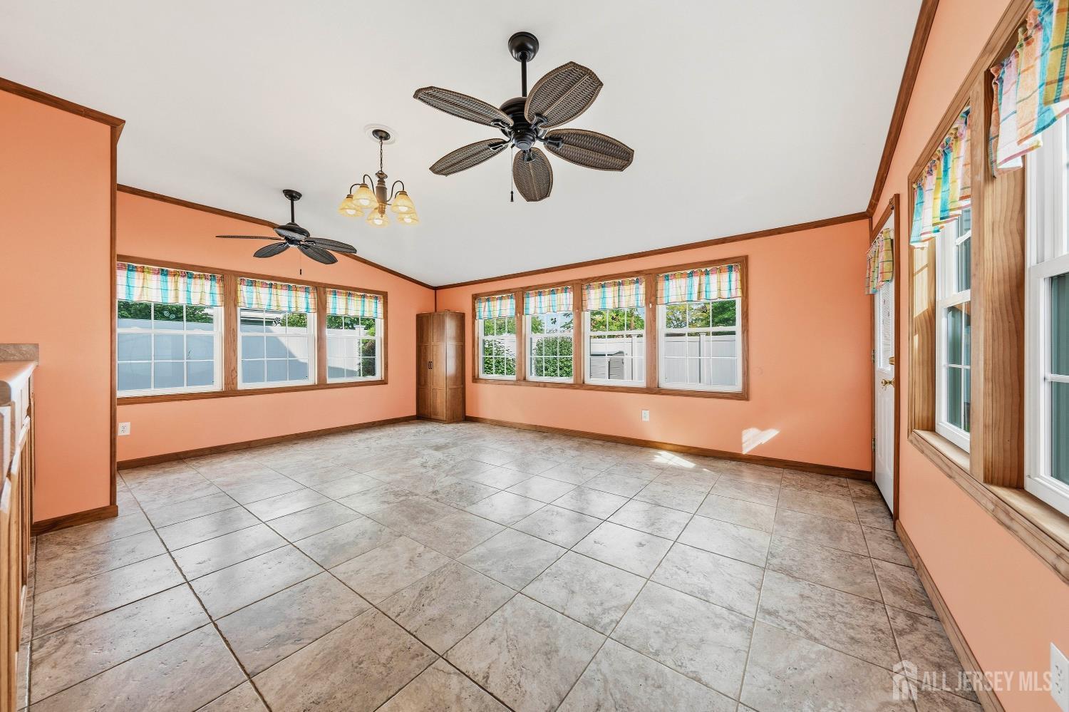 62 Pinho Avenue Carteret NJ 07008