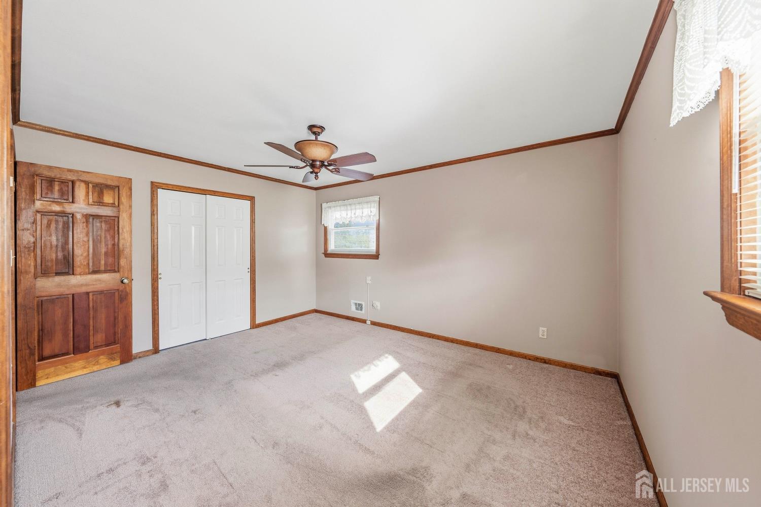 62 Pinho Avenue Carteret NJ 07008